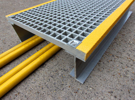 Heavy Duty Step Over Anti Slip Platform for Pipe & Cables – Durable GRP Grating