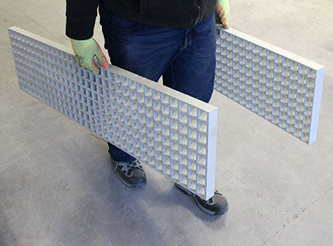 Lightweight GRP Fiberglass Sand Ladders - Durable Traction Boards for 4x4 Recovery in Snow, Mud, and Sand