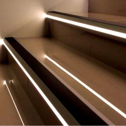 77.5 x 48.5mm Premium Non Slip Vision Light Out Stair Nosing